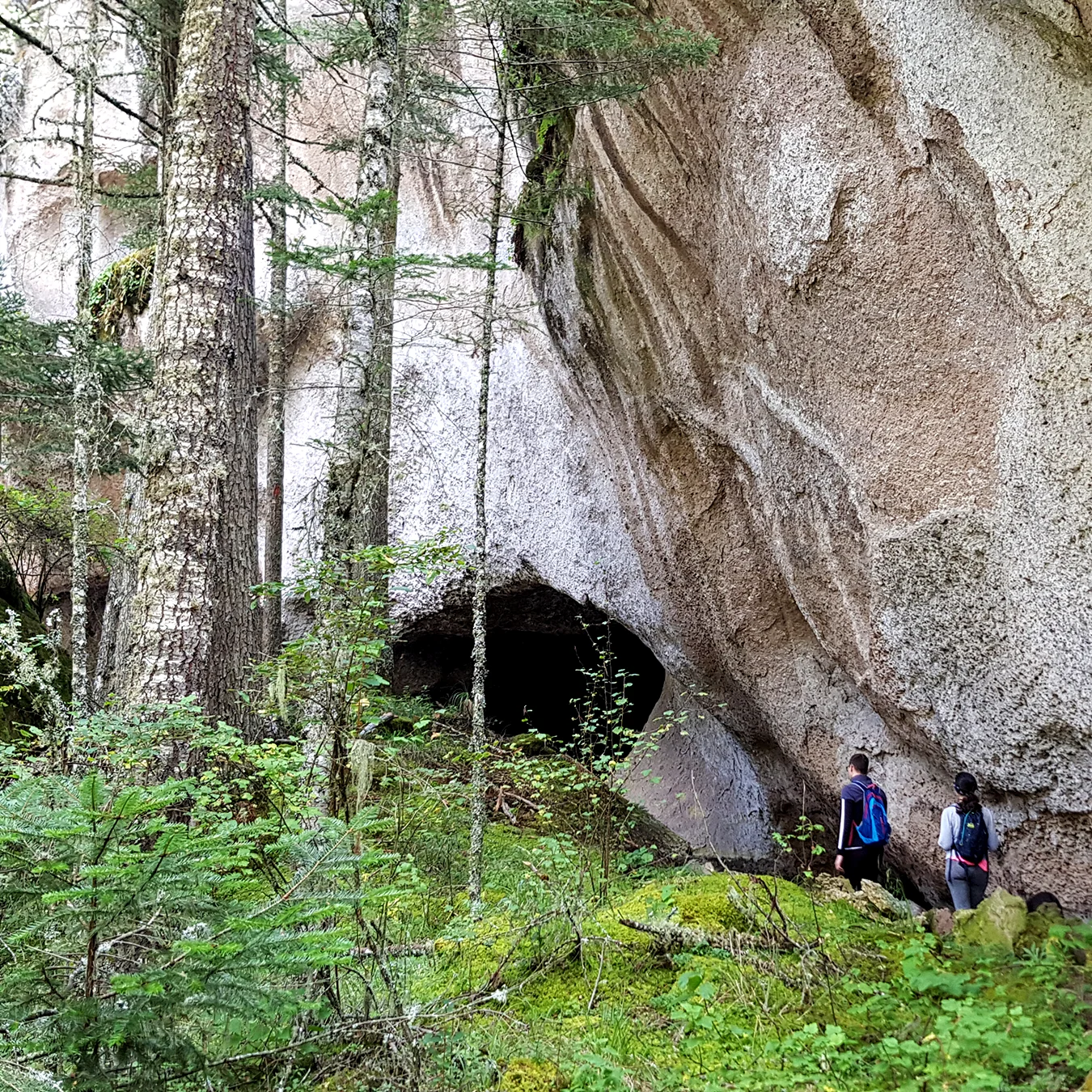 In the canyon of the Cueva de la Iglesia trail by San Miguel del Valle-3
